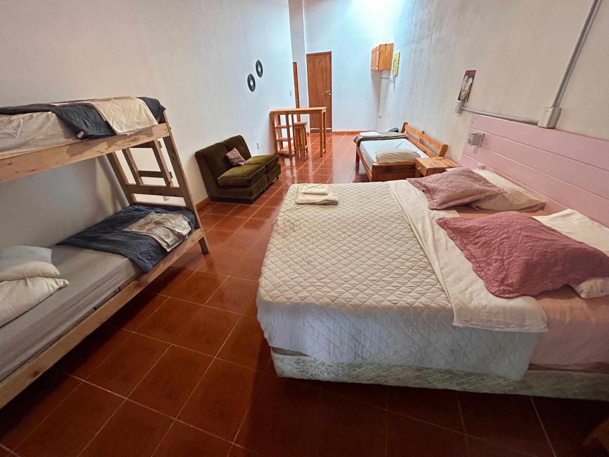 Quarto Família com Banheiro Privativo